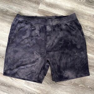 Glyder Men's Black Tie-Dye Athletic Shorts XXL 7.5” Inseam Gym Vacation